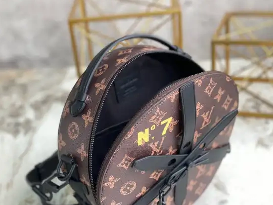 Frstbag ru BOX VUITTON WHEEL LOUIS 0323